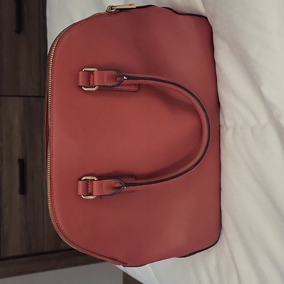 a new day Handbags - Pink handbag from a new day